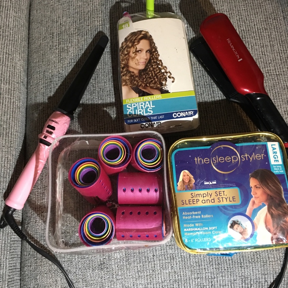 Items for curling hair.